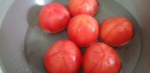홈메이드 토마토 소스 만들기 – 저속노화에도 좋은 천연 레시피