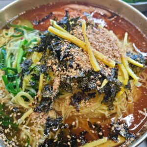 잔치국수, 고명 5가지만 알면 맛집 완성